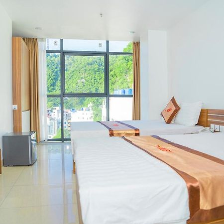 كات با Hong Quang Hotel المظهر الخارجي الصورة
