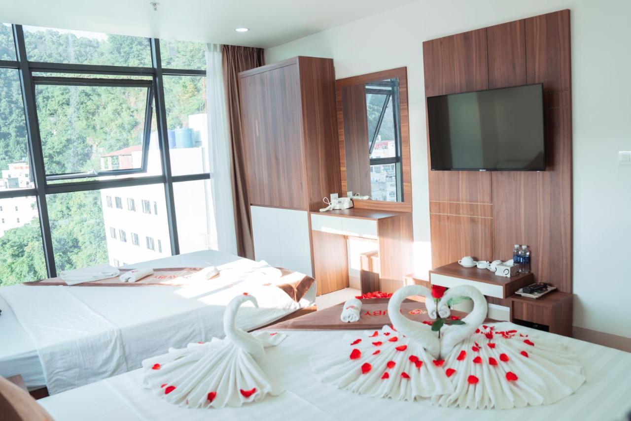 كات با Hong Quang Hotel المظهر الخارجي الصورة
